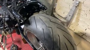 Harley-devidson sportster 883 wide tire 240 fat wheel