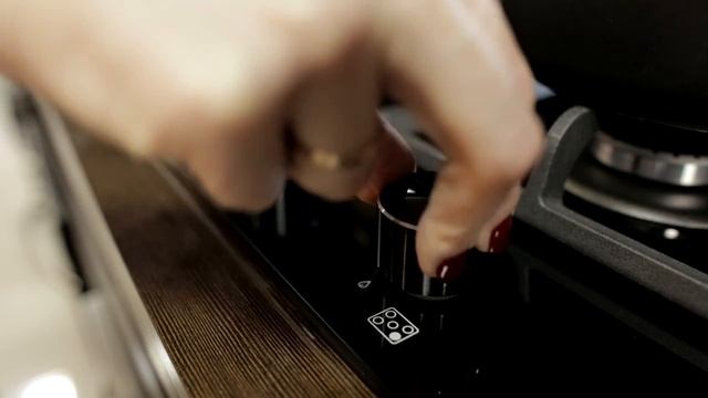 Варочная поверхность Exiteq PFH750STG-E