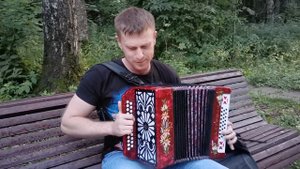 Измайловский пятачок гармонист Максим Семёнов