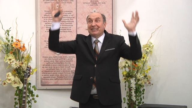 Моисей Островский | Бог и справедлив и милостив одинаково смотреть онлайн