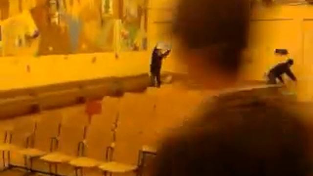 актовый зал.mp4 смотреть онлайн