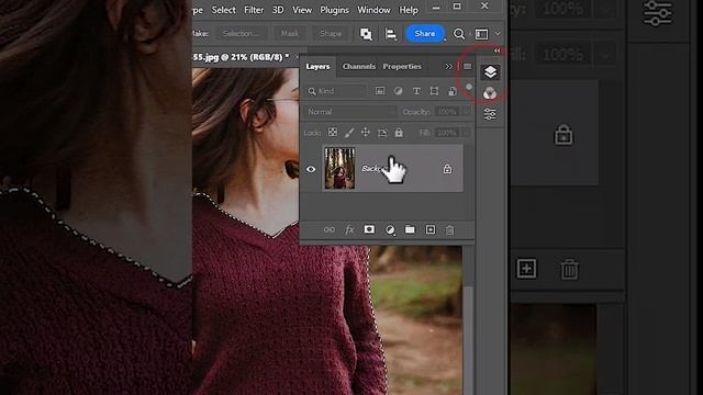 Change dress color in realistic way in photoshop 2023