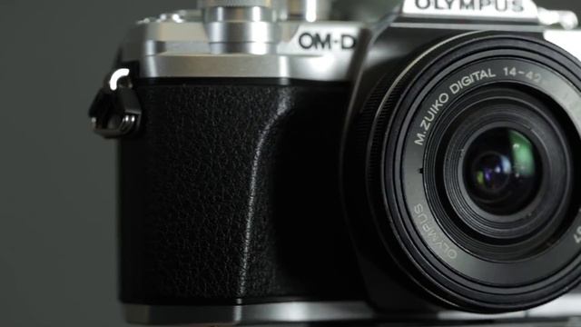 Olympus Omd E-m10 Mark III'e Hızlıca Bir Bakış смотреть онлайн