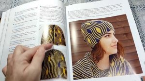 Вязание укороченными рядами. Способы .Приёмы. Техники. Людмила Аксёник.