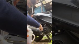 Suzuki address v50 change oil