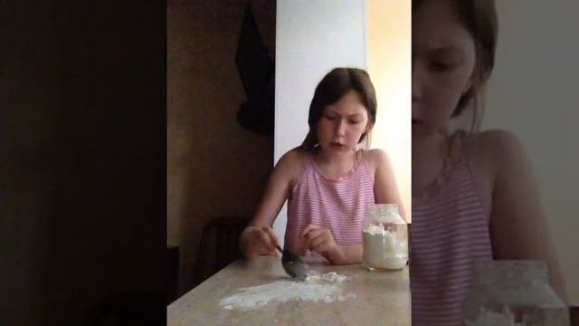 Как сделать неньютоновскую жидкость