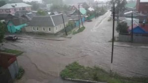 Ливень в Похвистнево 04.07.2014 ул. Газовиков и ул. Рабочая