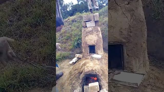 Кауп 2018. Обжиг керамики, достаем посуду из горна смотреть онлайн