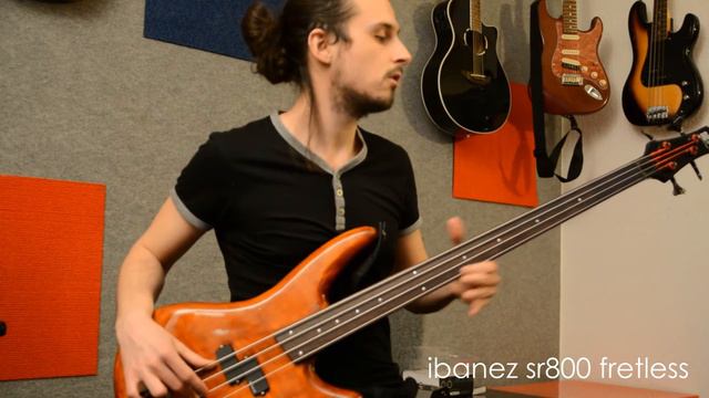 Kollektív Fülhegyező 14. - Marsbéli tájak What a fretless bass is w Ibanez SR800 w subs