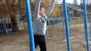 16 ..лет на турнике