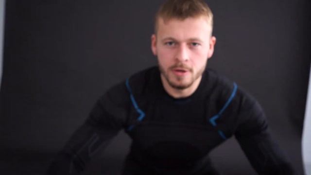 Термобелье мужское, бесшовное,зонированное, компрессионное. Всесезонное. смотреть онлайн