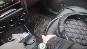 Как можно зафиксировать оплётку на руле.