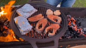 Микс на гриле. Форель, индейка и шампиньоны