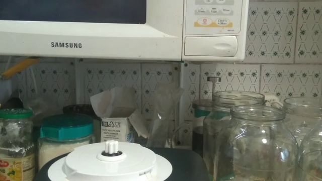 Морковный -яблочный сок с мякотью. смотреть онлайн