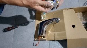 установка сенсорного смесителя из китая