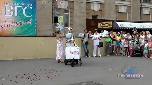 В Волжском прошел "Парад колясок"