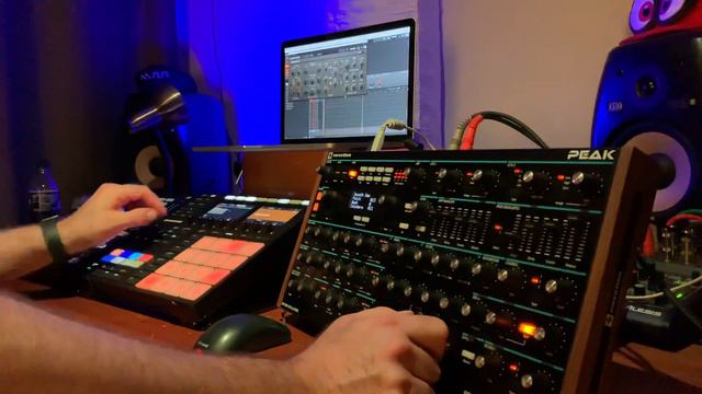 Alien Emotions смотреть онлайн