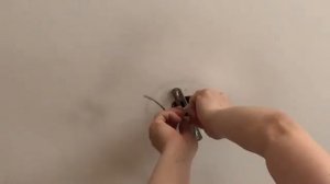 Видео №109. Замена люстры в зале
