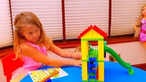 Эльвира и Райан НЕ ПОДЕЛИЛИ ПЛОЩАДКУ СВИНКА ПЕППА