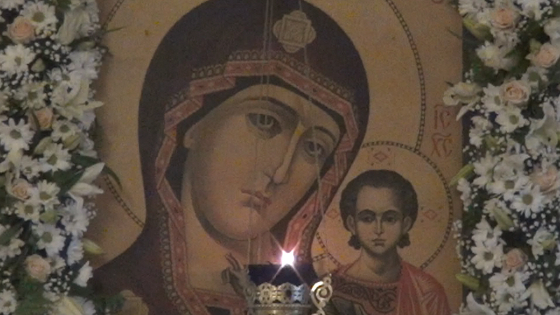 Прямая трансляция праздничной литургии из женского монастыря Казанской иконы Божией Матери.