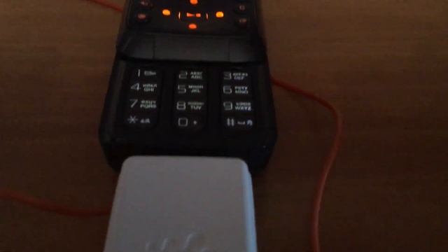 Sony Ericsson W850i и портативные колонки Sony Ericsson MPS-60 смотреть онлайн