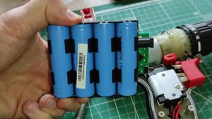 Шуруповерт CROWN CT21055L