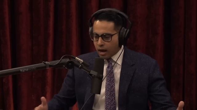 The Treatment of Amazon Warehouse Workers смотреть онлайн