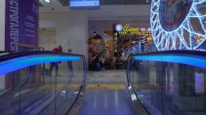 Walk in the store - "Children's World". ? Прогулка в магазине "Детский мир".