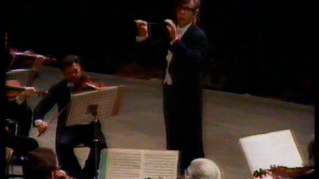 Schubert Symphony No. 8 "Unfinished" - II. Andante con moto, Christoph von Dohnányi смотреть онлайн