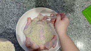Курица в духовке полностью, новый рецепт маринада для курицы
