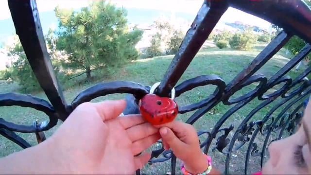 ВЛОГ /Эллинка гуляет по набережной Черноморска смотреть онлайн