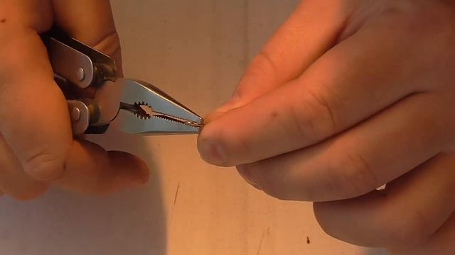 Если укусил клещ, как вытащить клеща, самоделка для вытаскивания клещей, лайфхак смотреть онлайн