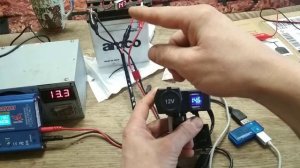 Зарядное на руль мотоцикла usb ,прикуриватель и вольтметр три в одном