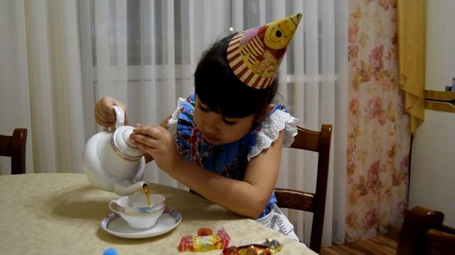 Поздравление воспитателю"С днем рождения" - лимонный кекс смотреть онлайн