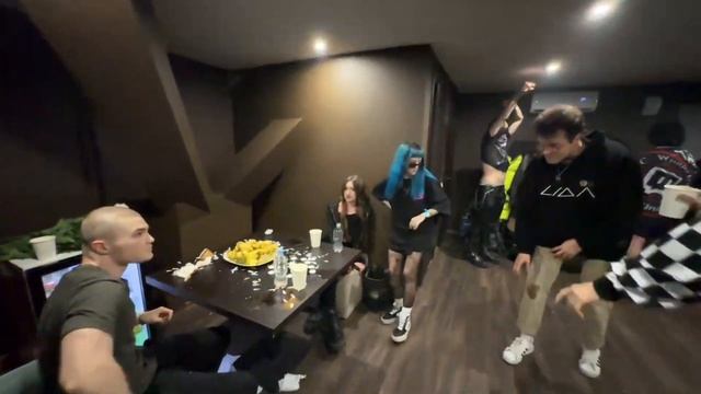 ШПАНА ПОРТИТ СВИДАНИЕ ДАШИ228ПЛЕЙ И ДЕРЗКО! смотреть онлайн