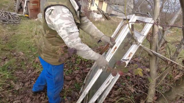 3 серия ЛЮДИ СМЕЯЛИСЬ КОГДА ДЕРЕВЕНСКИЙ ПАРЕНЬ КУПИЛ ЭТУ ДАЧУ. СКОРО БУДУТ ЗАВИДОВАТЬ!! смотреть онлайн