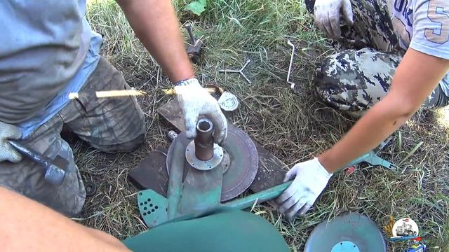 Ремонт сеялки Мазур-6. Переделка воздушного фильтра на Палессе-GS12. (113,114,115-День 5-Сезон) смотреть онлайн