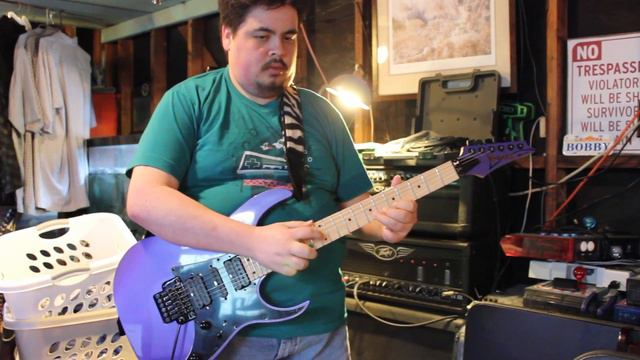 Ibanez RG 450m - Play Test смотреть онлайн