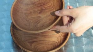 деревянные салатницы и соусник из дуба