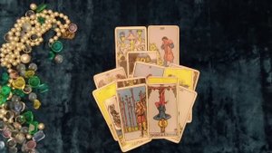 Попросит ли прощения??? Почему он появляется в моей жизни? Осознал ли что предал?