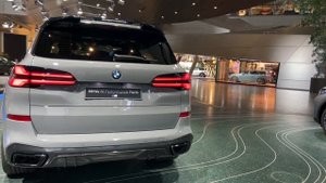 2024 BMW X5 xDrive40i G05 in Skyscraper Grau metallic
