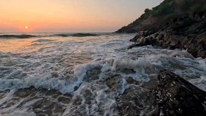 АРАМБОЛЬ БИЧ: "MAYA" ДЛЯ БОГАЧЕЙ, КОШКА БАНДИТКА. ПРОВОДЫ МАРИНЫ НА СЕКРЕТНОМ ПЛЯЖЕ в МАХАРАШТРЕ!