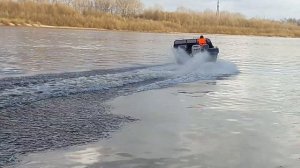 Тест моторной лодки Swimmer 550.