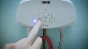 Водонагреватель проточный Zanussi 3-logic 5,5 TS \ instantaneous water heater