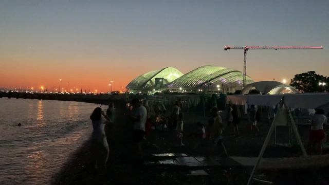 Адлер вечером - Движняк вокруг Олимпийского парка