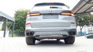 New BMW X5 Facelift M60i 2024 vs New BMW X5 Facelift xDrive30d - STARTUP and REVS comparison