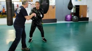 Бокс,Работа на лапах коррекция отдельных элементов