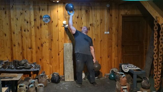 49KG KETTLEBELL BOTTOM UP PRESS+81,4KG KETTLEBELL HOLD ЖИМ ГИРИ 49КГ НАПОПА С УДЕРЖАНИЕМ ГИРИ 81,4К смотреть онлайн