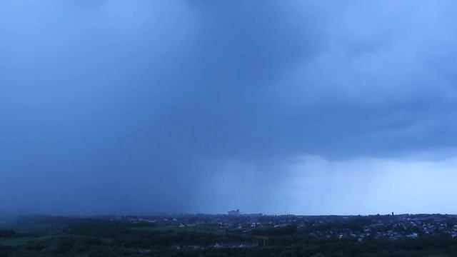 Небольшая туча в Туле смотреть онлайн