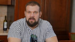 ЗАЧЕМ САРЫЧЕВ СДУЛСЯ И ПОТОЛСТЕЛ?